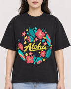 Mockup Boxy Heavyweight Tee Black female close-up 03