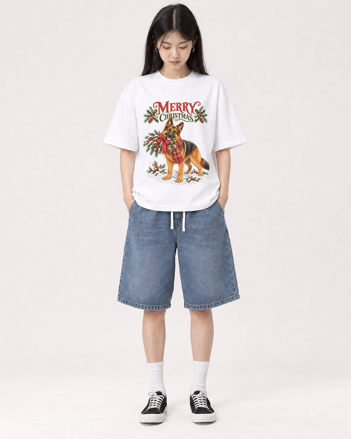 Mockup Boxy Heavyweight Tee White female full-body 01