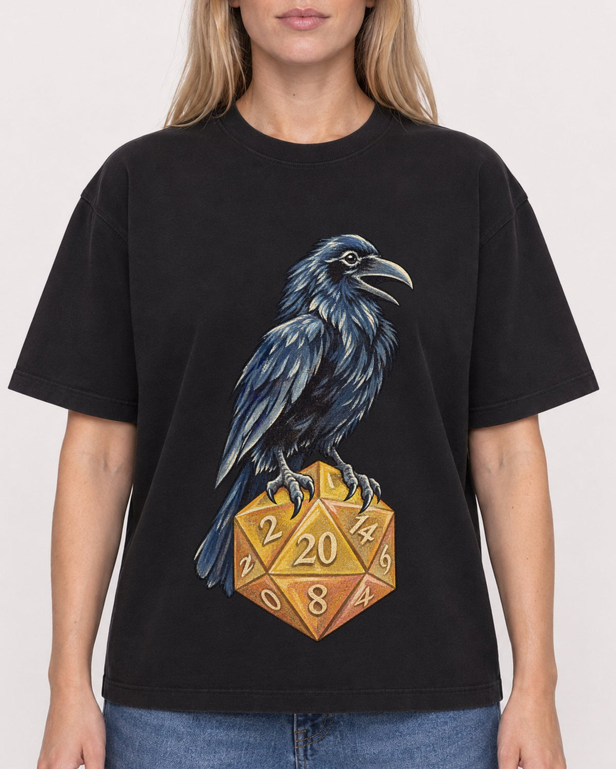 Mockup Boxy Heavyweight Tee Black female close-up 08