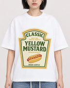Mockup Boxy Heavyweight Tee White female close-up 11