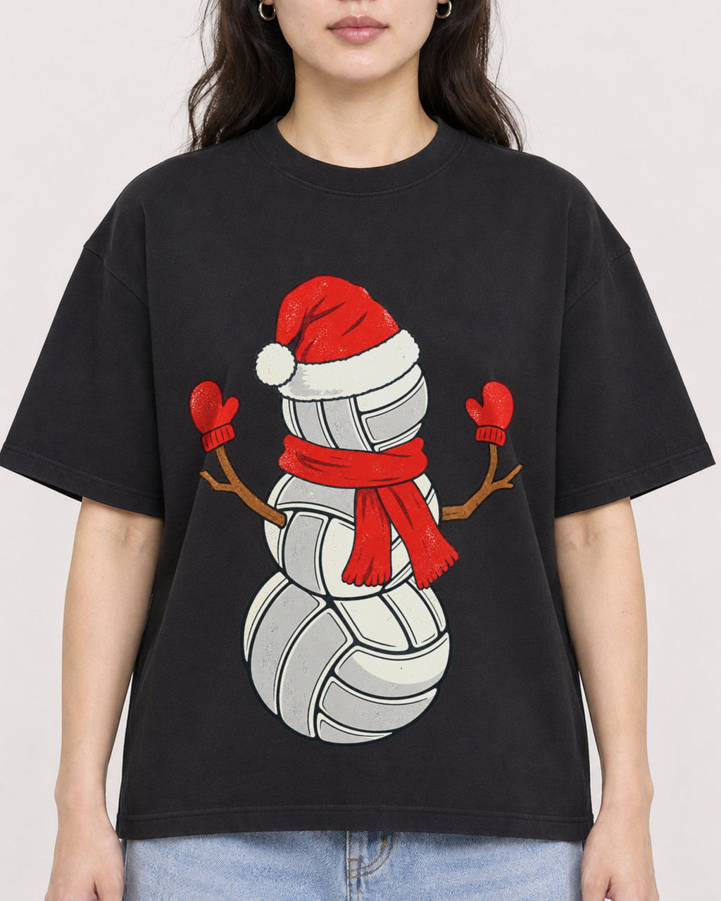 Mockup Boxy Heavyweight Tee Black female close-up 03