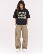 Mockup Boxy Heavyweight Tee Black female full-body 02