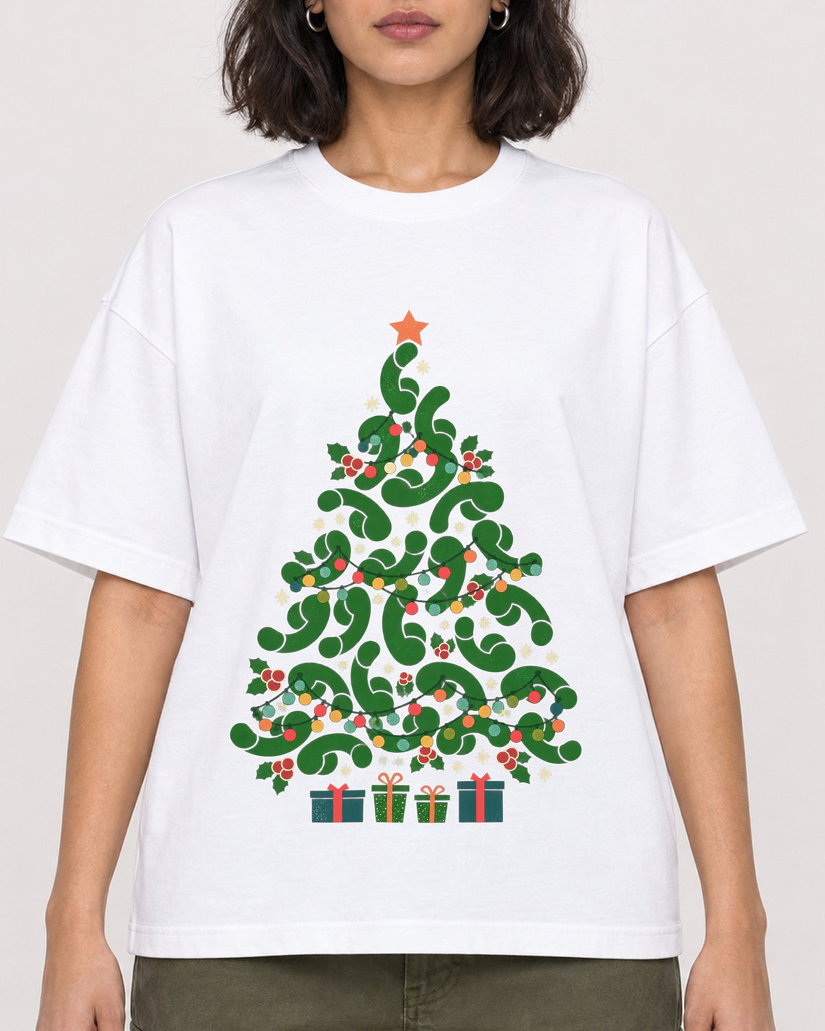 Mockup Boxy Heavyweight Tee White female close-up 37