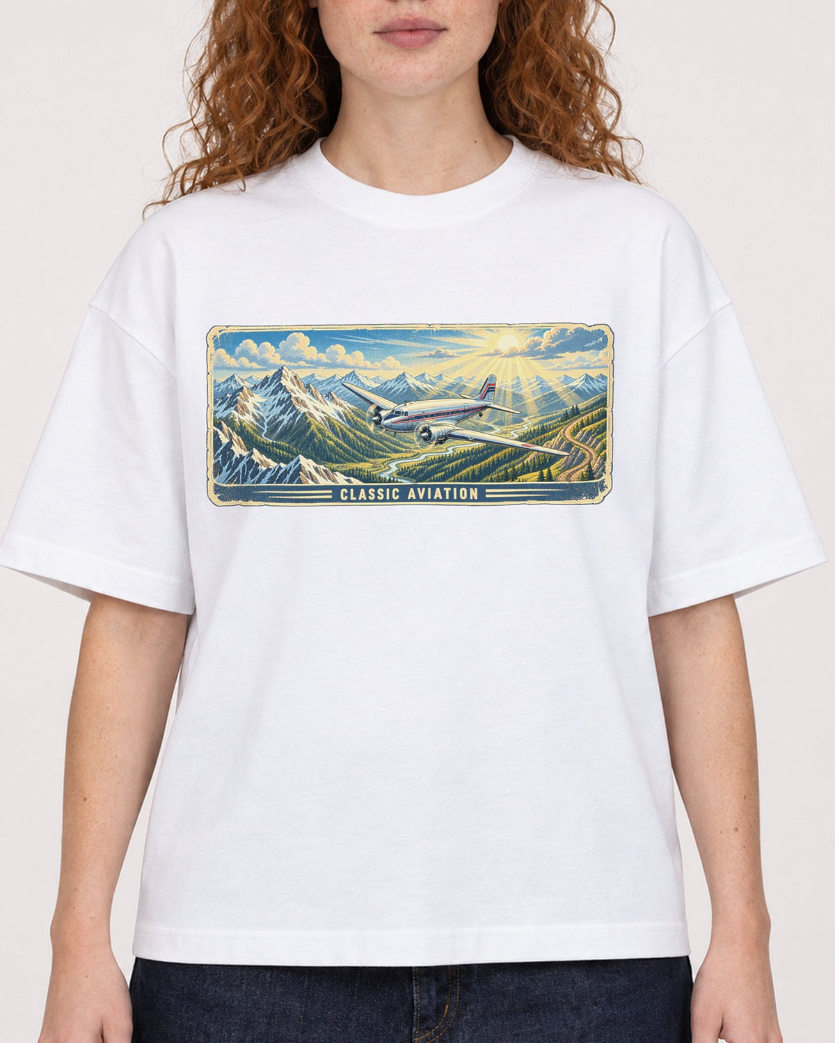Mockup Boxy Heavyweight Tee White female close-up 09
