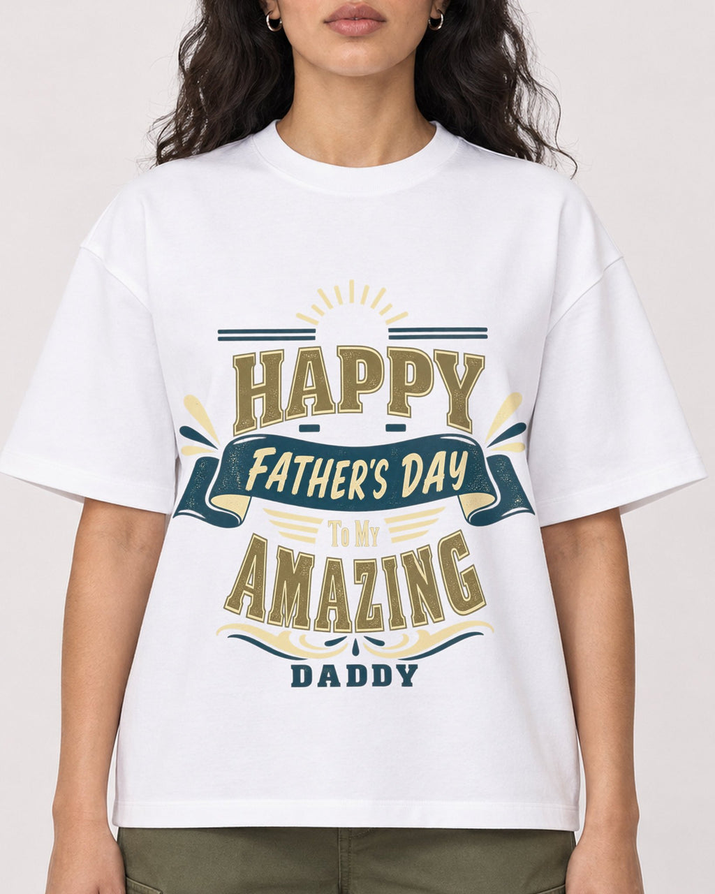 Mockup Boxy Heavyweight Tee White female close-up 07