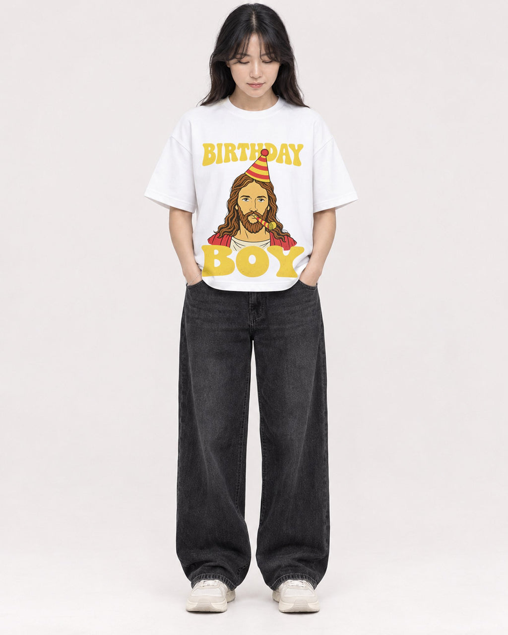 Mockup Boxy Heavyweight Tee White female full-body 13