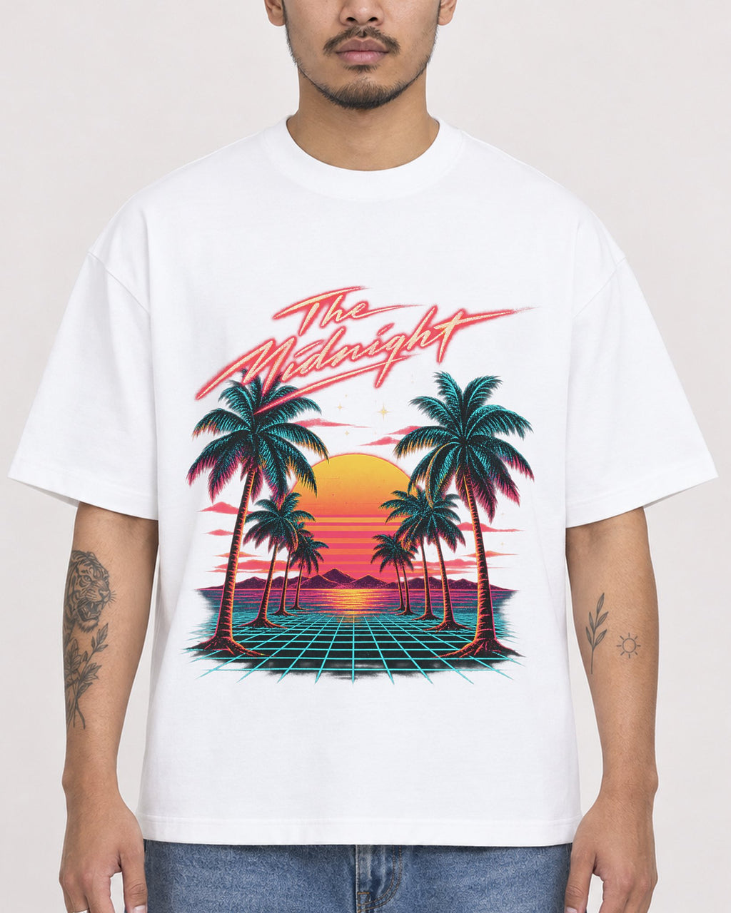 Mockup Boxy Heavyweight Tee White male close-up 12