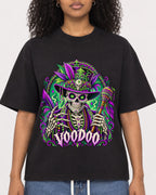 Mockup Boxy Heavyweight Tee Black female close-up 05