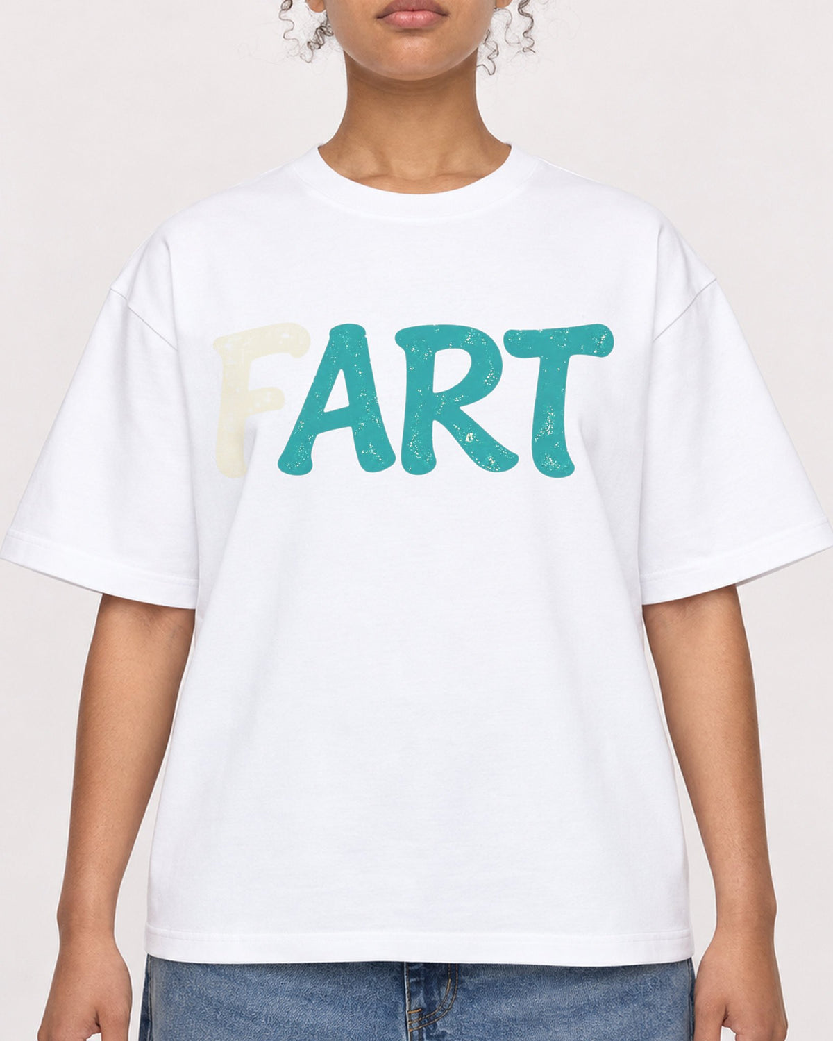 Mockup Boxy Heavyweight Tee White female close-up 20