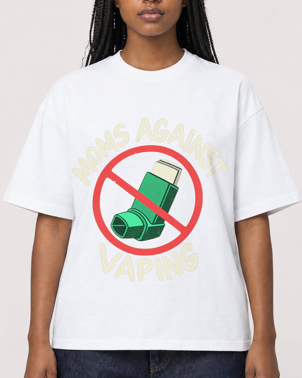Mockup Boxy Heavyweight Tee White female close-up 04