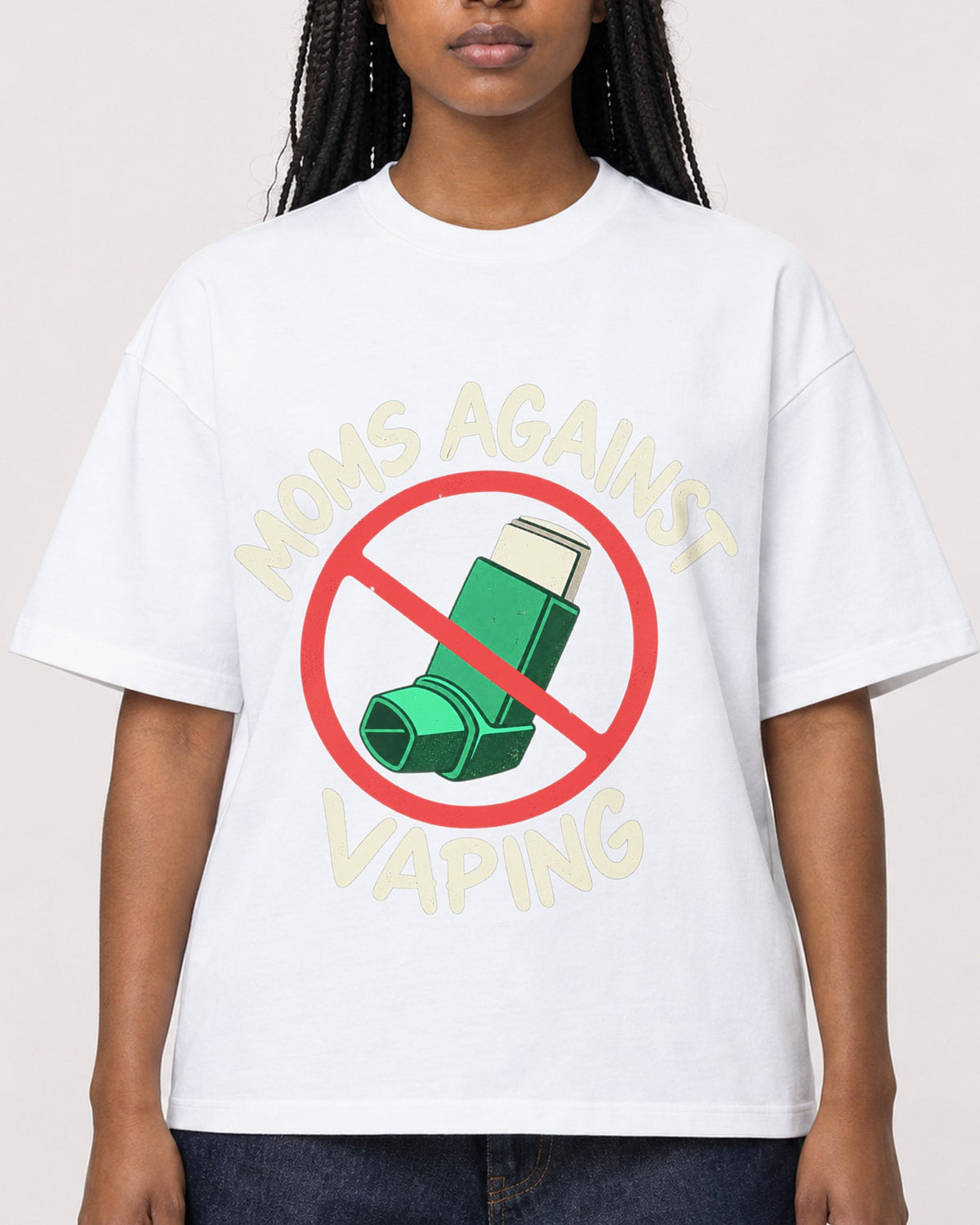 Mockup Boxy Heavyweight Tee White female close-up 04