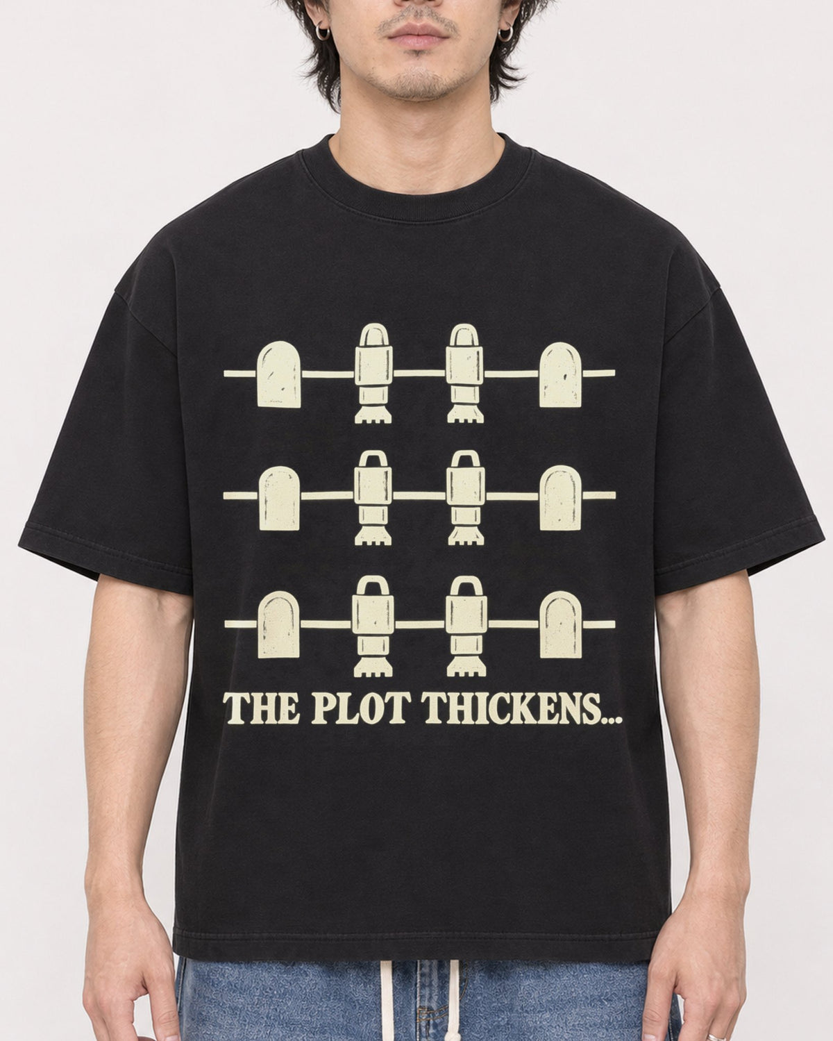 Mockup Boxy Heavyweight Tee Black male close-up 03