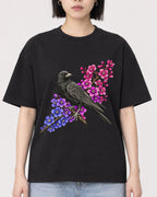 Mockup Boxy Heavyweight Tee Black female close-up 11