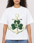 Mockup Boxy Heavyweight Tee White female close-up 10