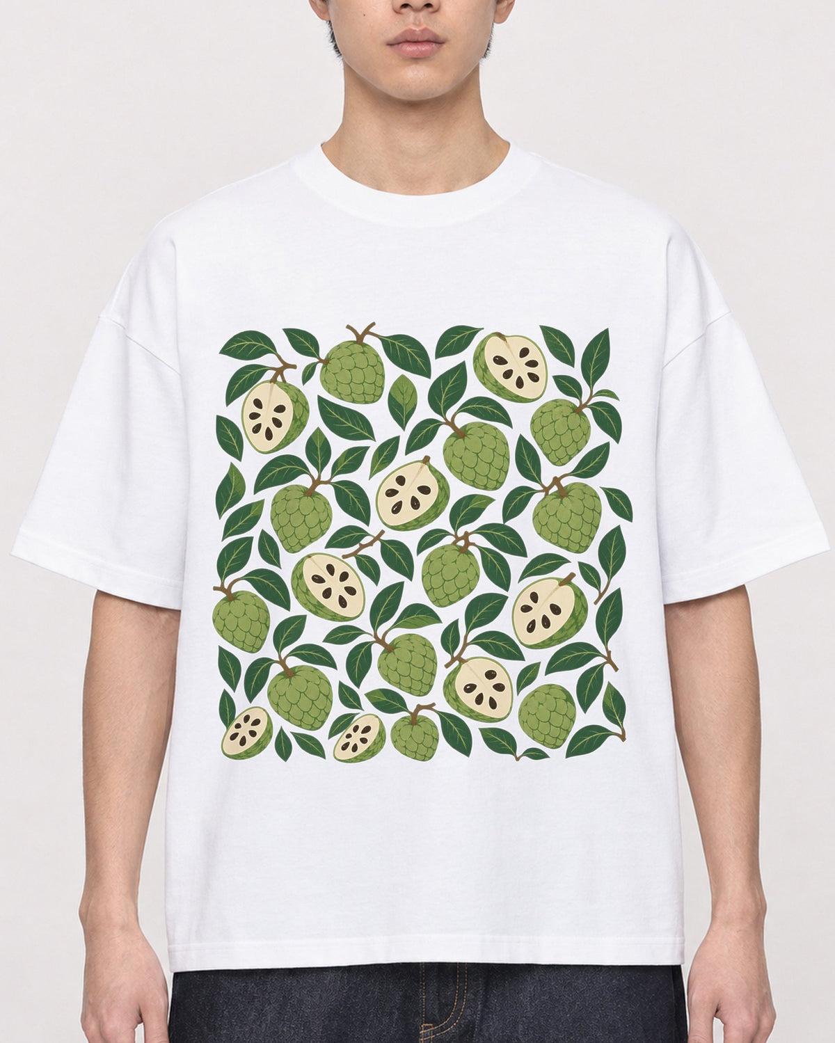 Mockup Boxy Heavyweight Tee White male close-up 01