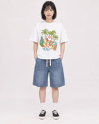 Mockup Boxy Heavyweight Tee White female full-body 11