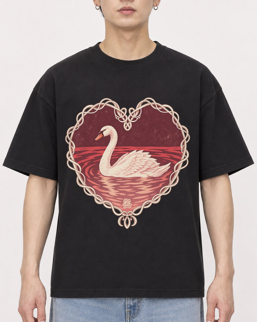 Mockup Boxy Heavyweight Tee Black male close-up 01