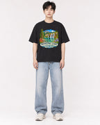 Mockup Boxy Heavyweight Tee Black male full-body 01