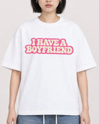 Mockup Boxy Heavyweight Tee White female close-up 11