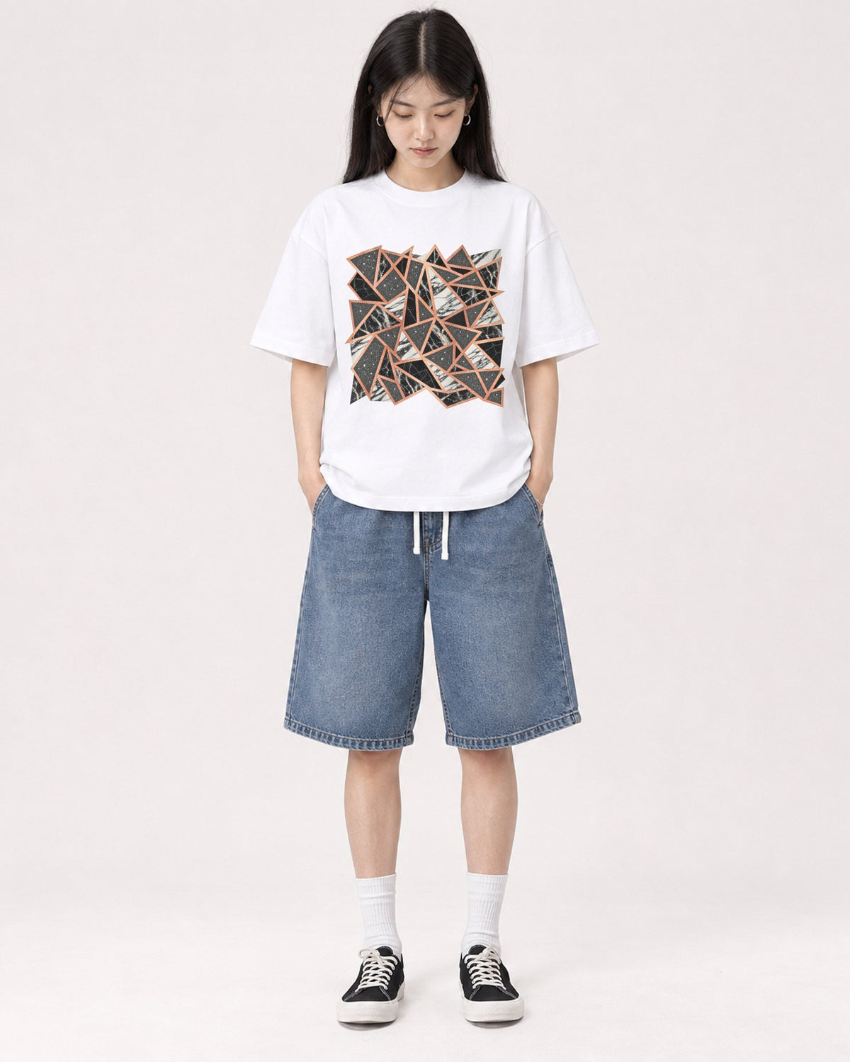 Mockup Boxy Heavyweight Tee White female full-body 01