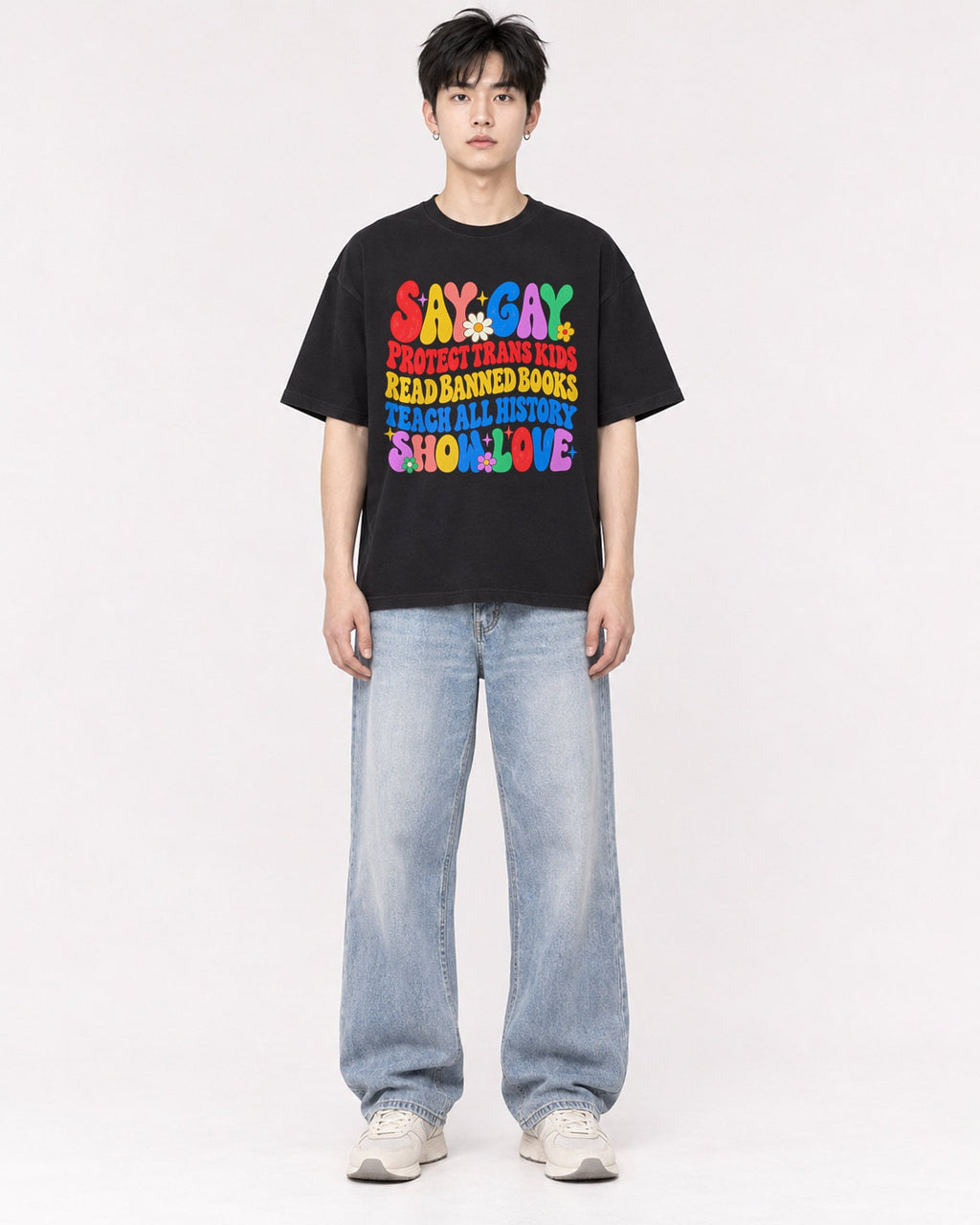 Mockup Boxy Heavyweight Tee Black male full-body 01