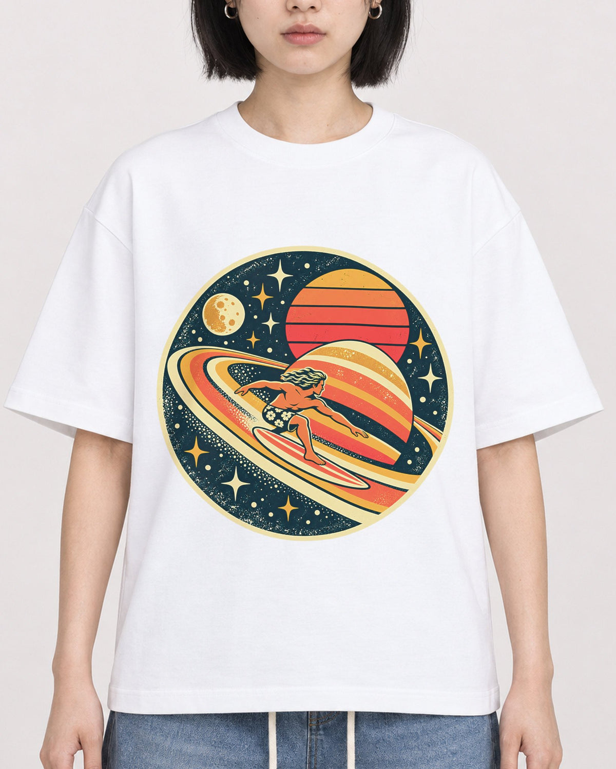 Mockup Boxy Heavyweight Tee White female close-up 11