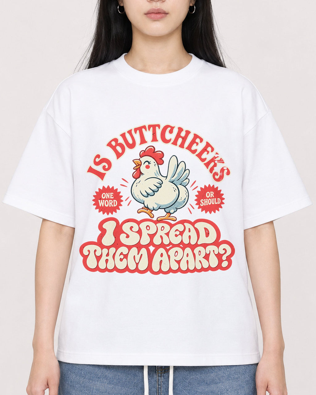 Mockup Boxy Heavyweight Tee White female close-up 01