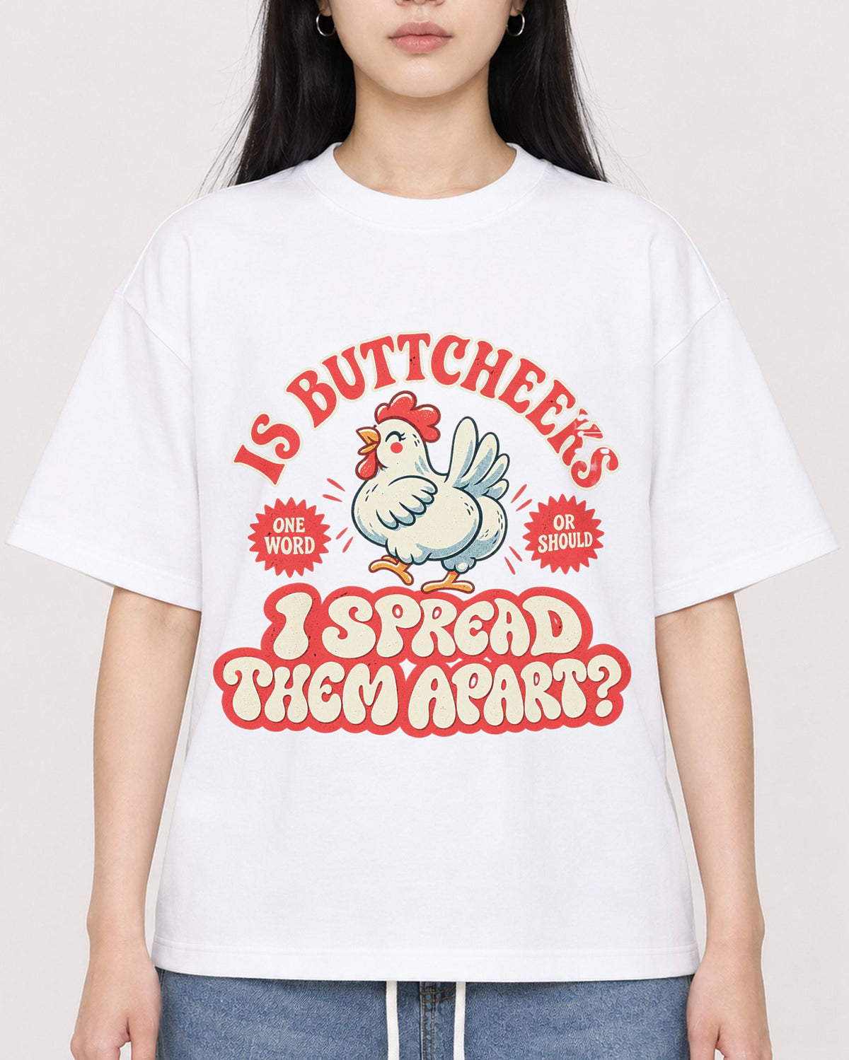Mockup Boxy Heavyweight Tee White female close-up 01