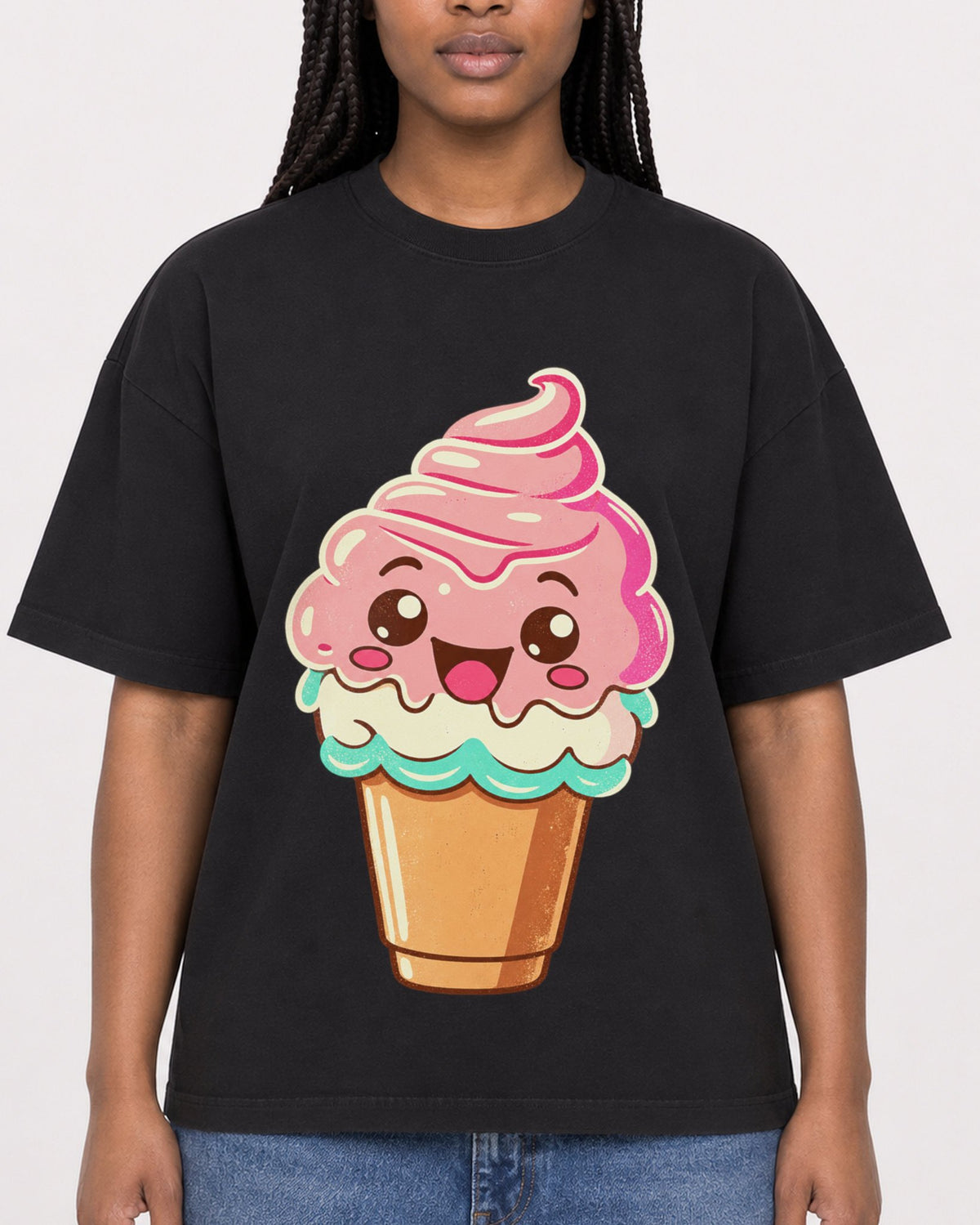Mockup Boxy Heavyweight Tee Black female close-up 04