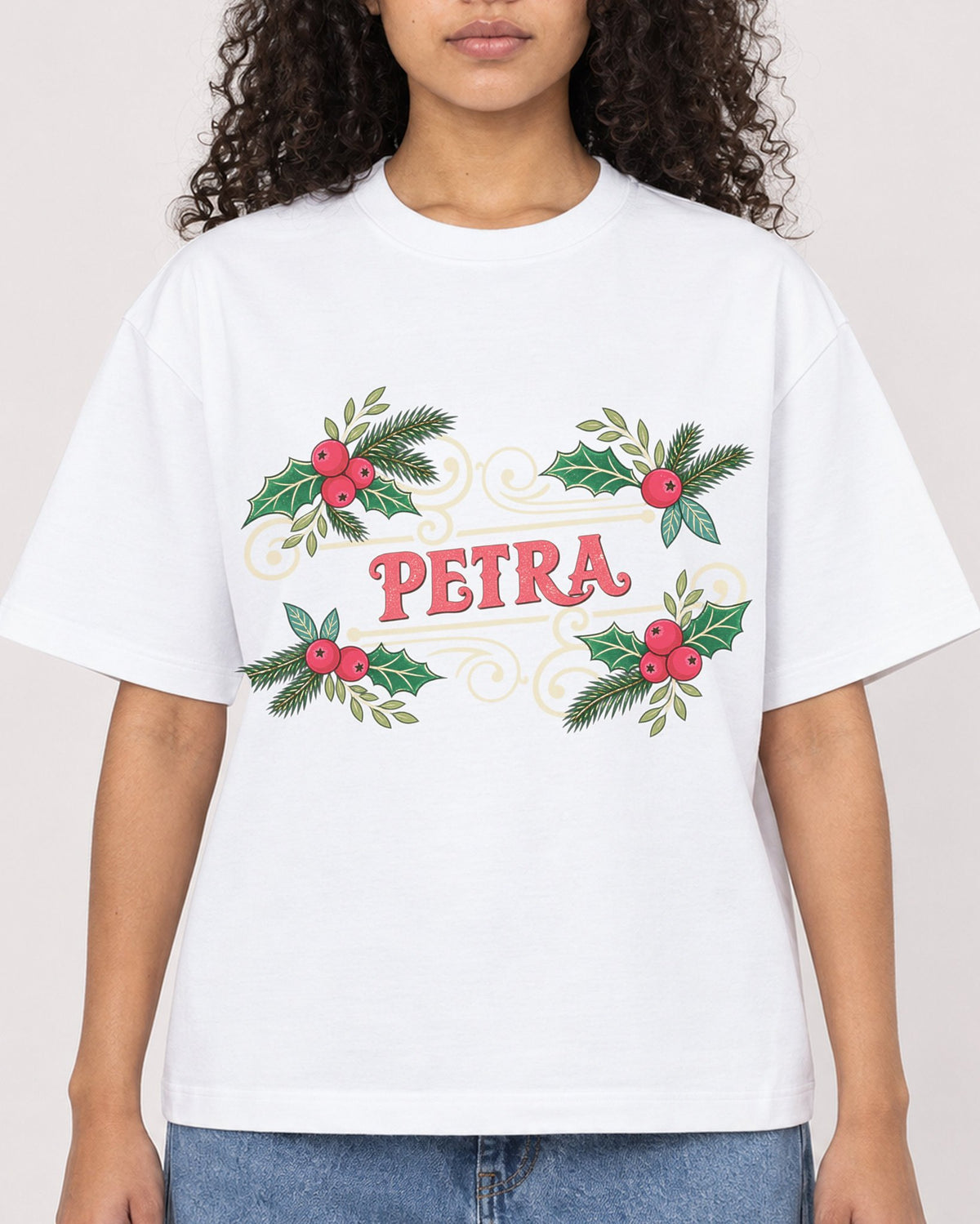 Mockup Boxy Heavyweight Tee White female close-up 10