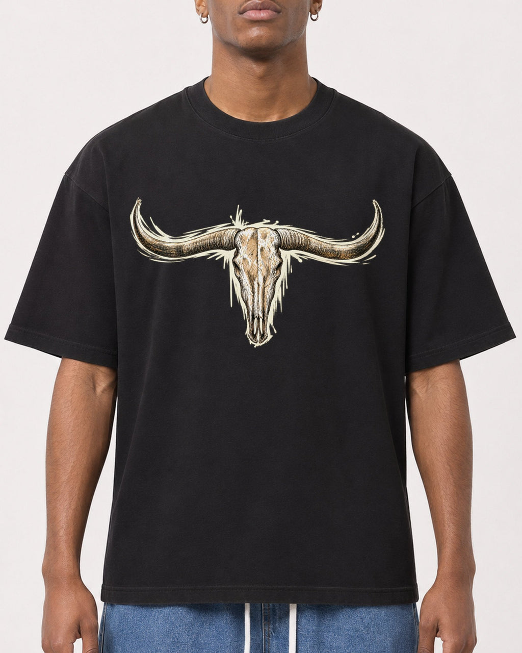 Mockup Boxy Heavyweight Tee Black male close-up 15