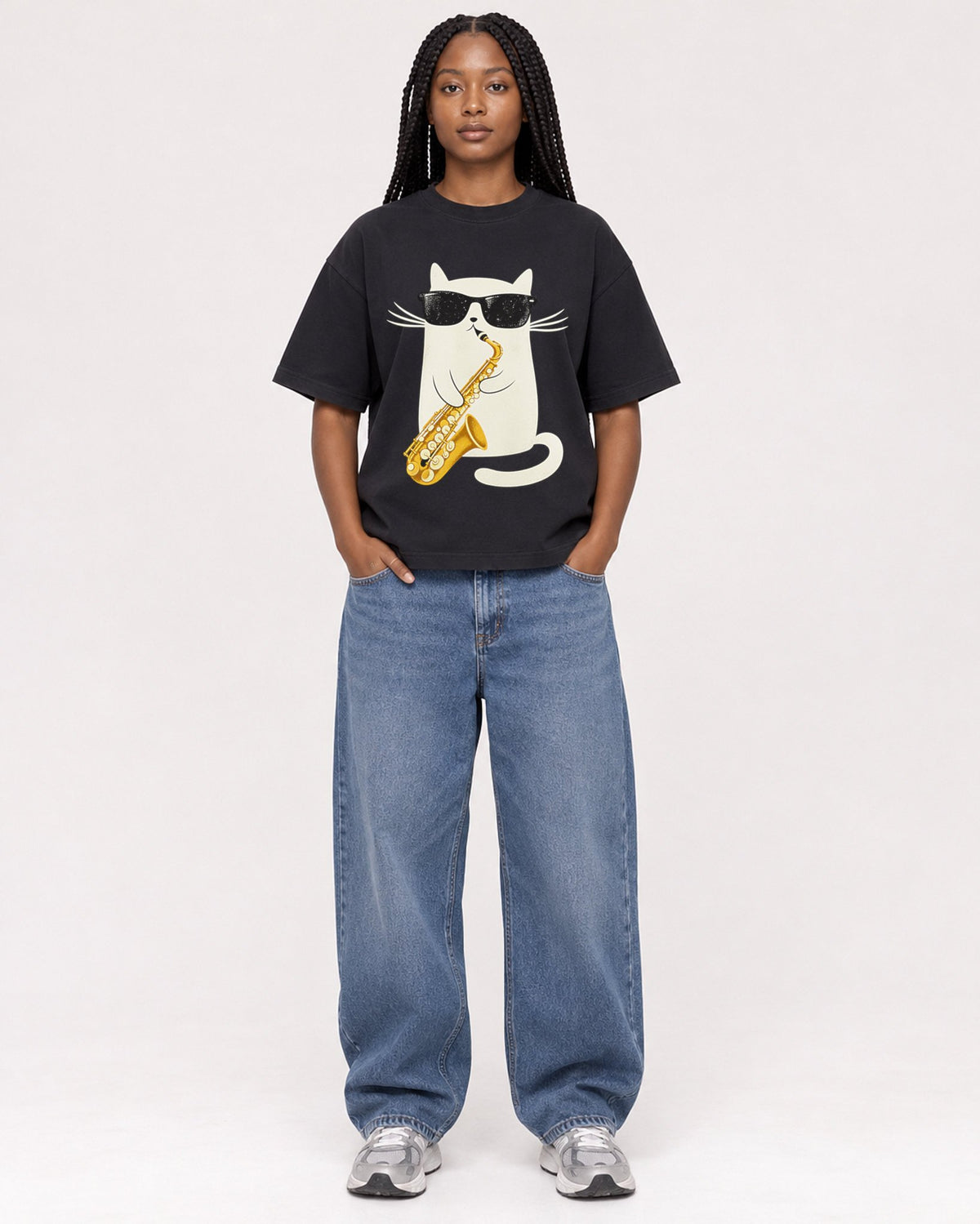 Mockup Boxy Heavyweight Tee Black female full-body 04