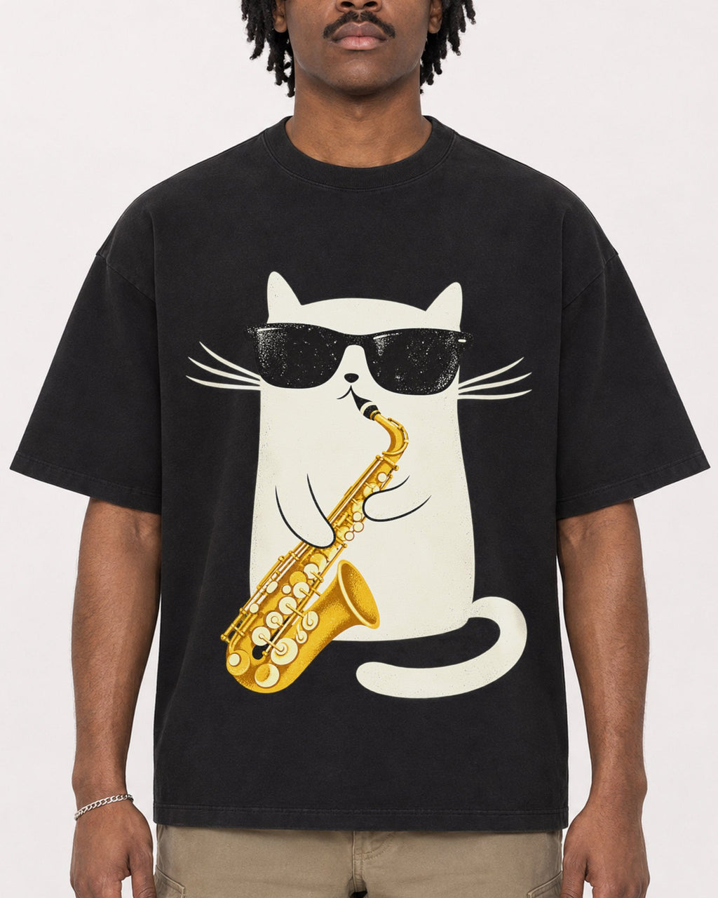 Mockup Boxy Heavyweight Tee Black male close-up 04