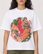 Mockup Boxy Heavyweight Tee White female close-up 07