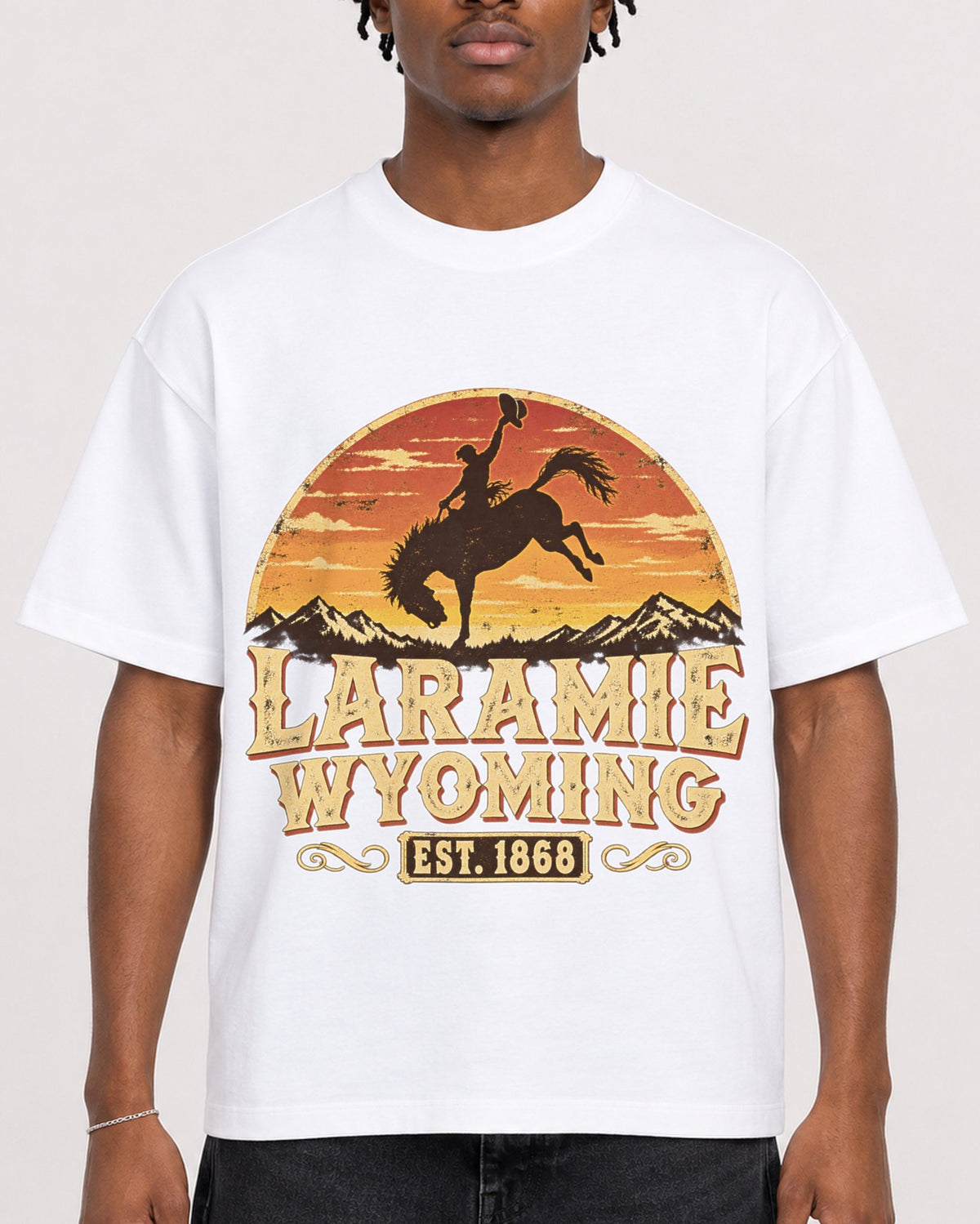 Mockup Boxy Heavyweight Tee White male close-up 05