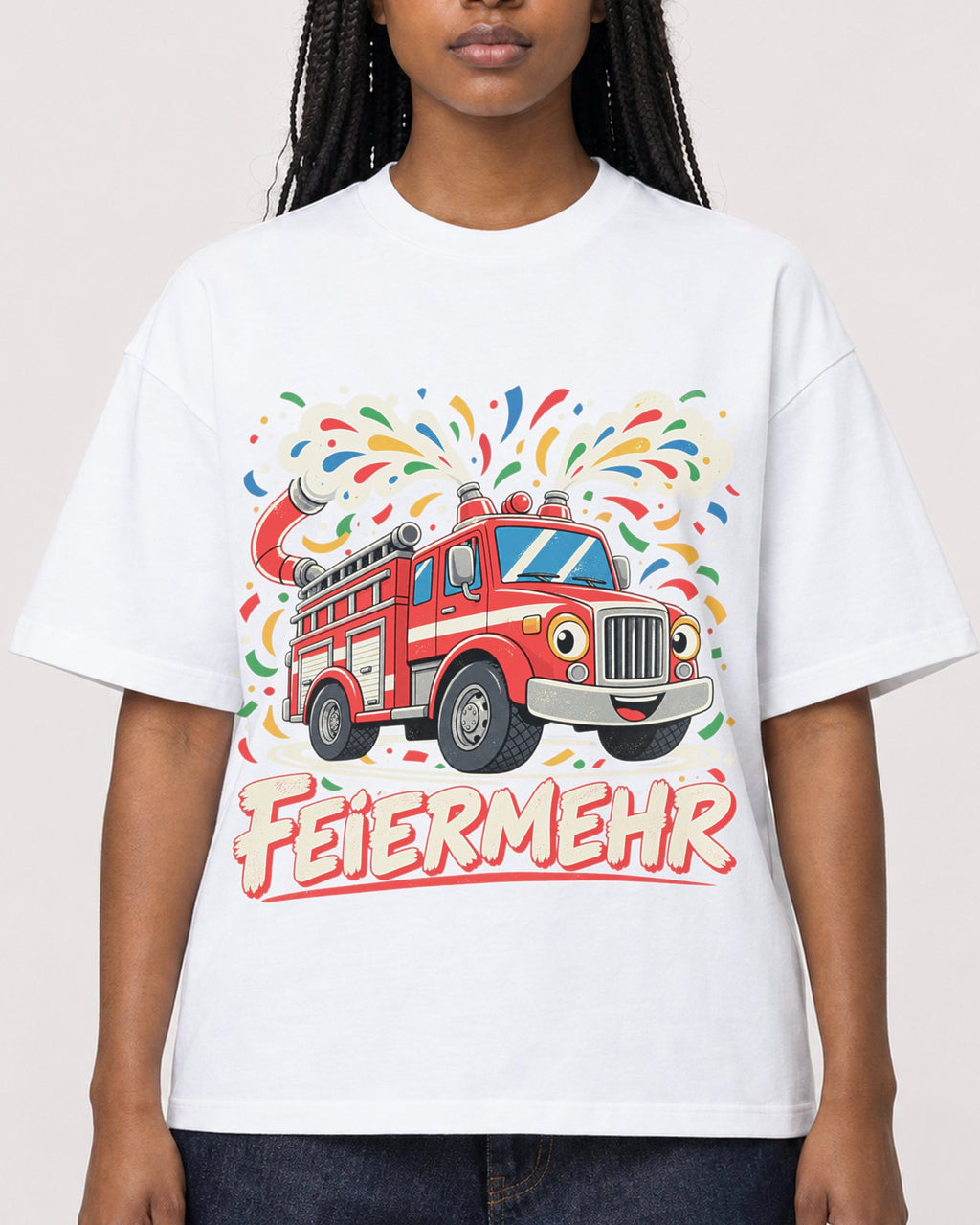 Mockup Boxy Heavyweight Tee White female close-up 04