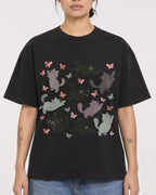 Mockup Boxy Heavyweight Tee Black female close-up 12