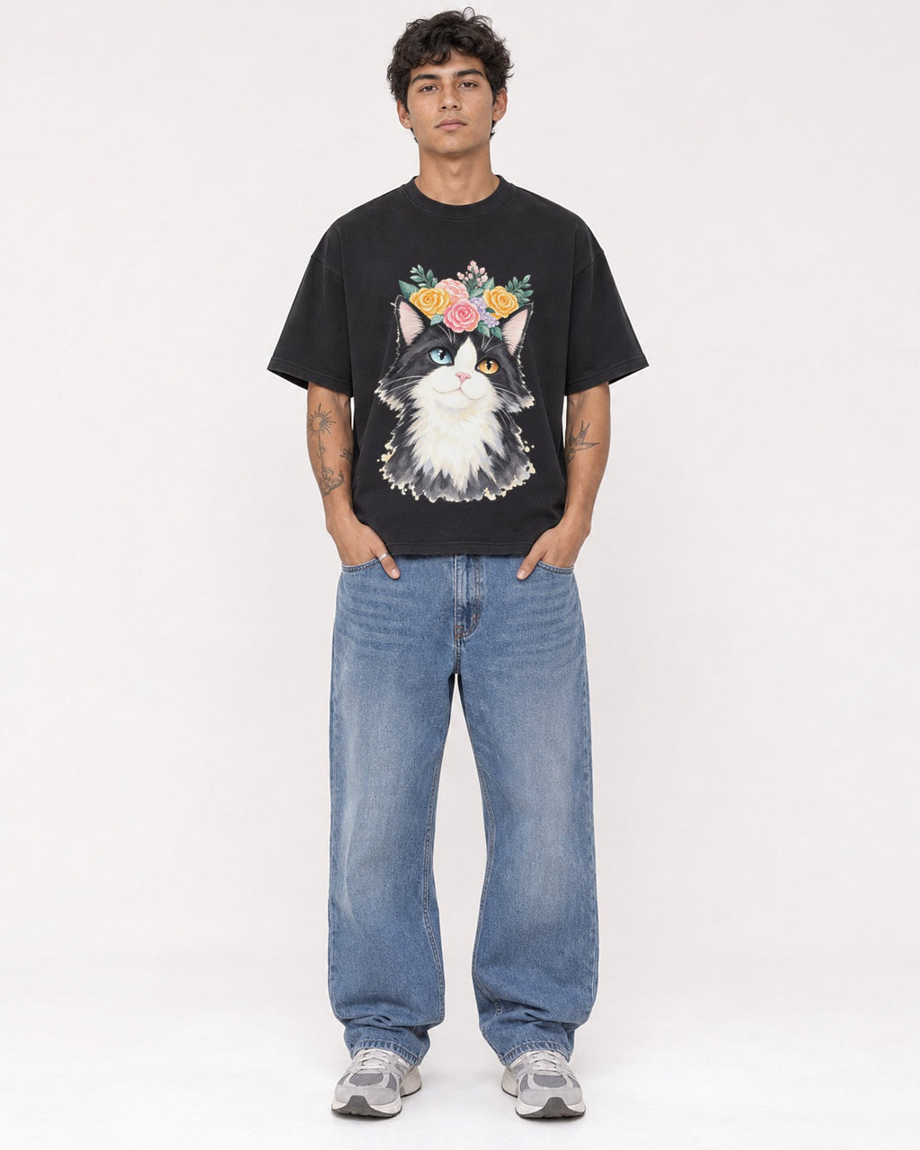 Mockup Boxy Heavyweight Tee Black male full-body 06