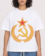 Mockup Boxy Heavyweight Tee White female close-up 26