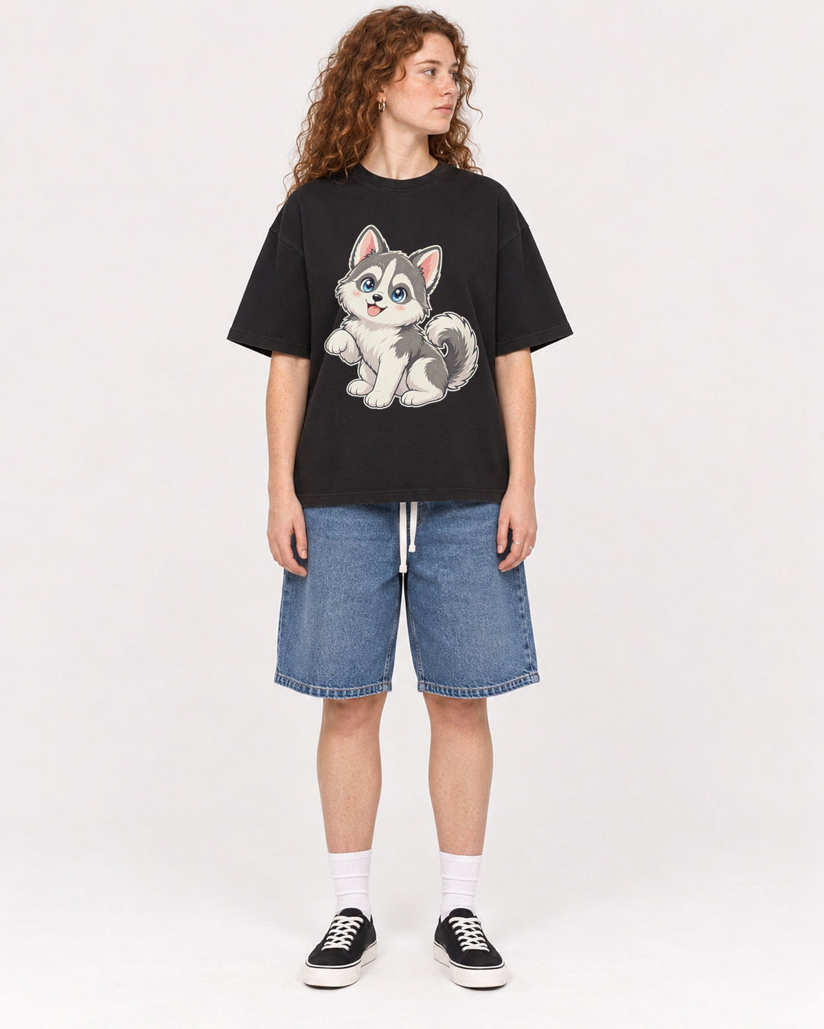 Mockup Boxy Heavyweight Tee Black female full-body 09