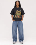 Mockup Boxy Heavyweight Tee Black female full-body 04