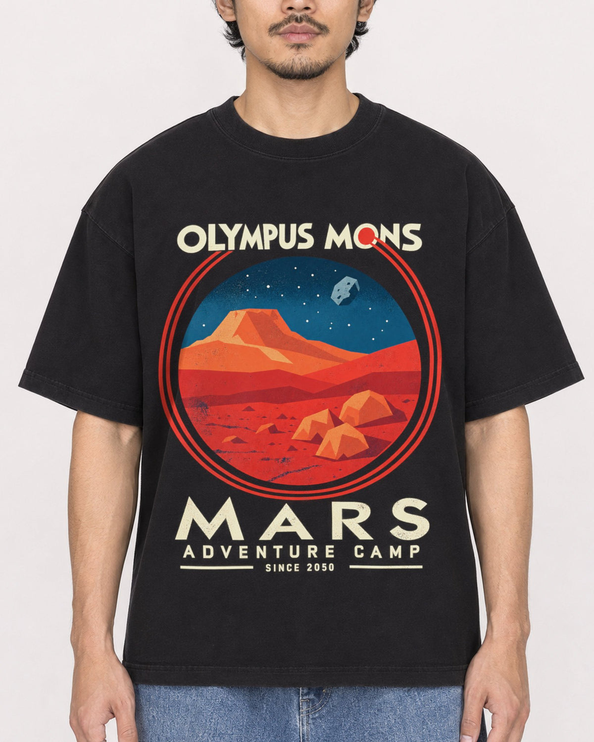 Mockup Boxy Heavyweight Tee Black male close-up 02