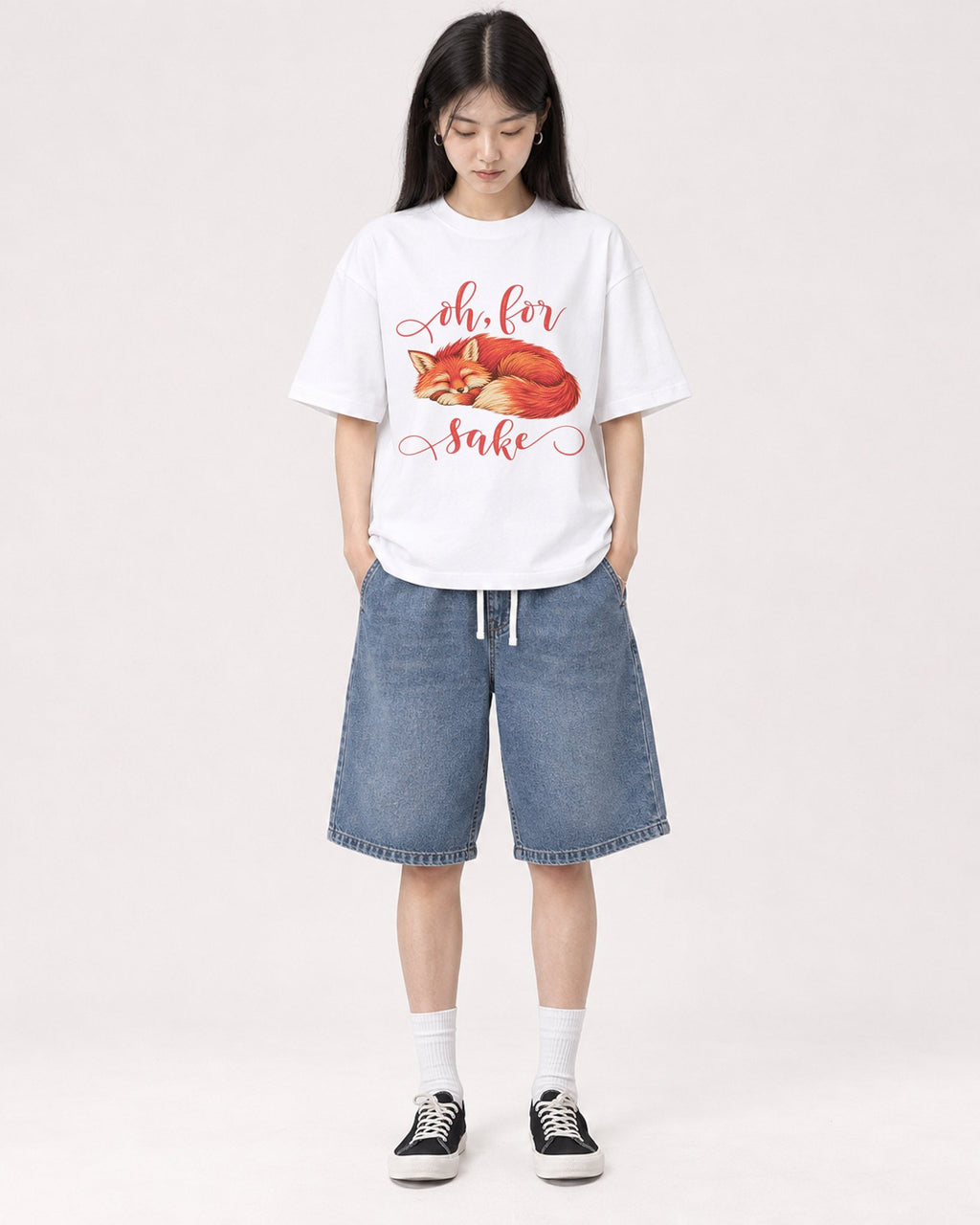 Mockup Boxy Heavyweight Tee White female full-body 01