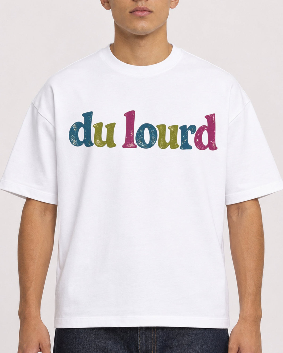 Mockup Boxy Heavyweight Tee White male close-up 16