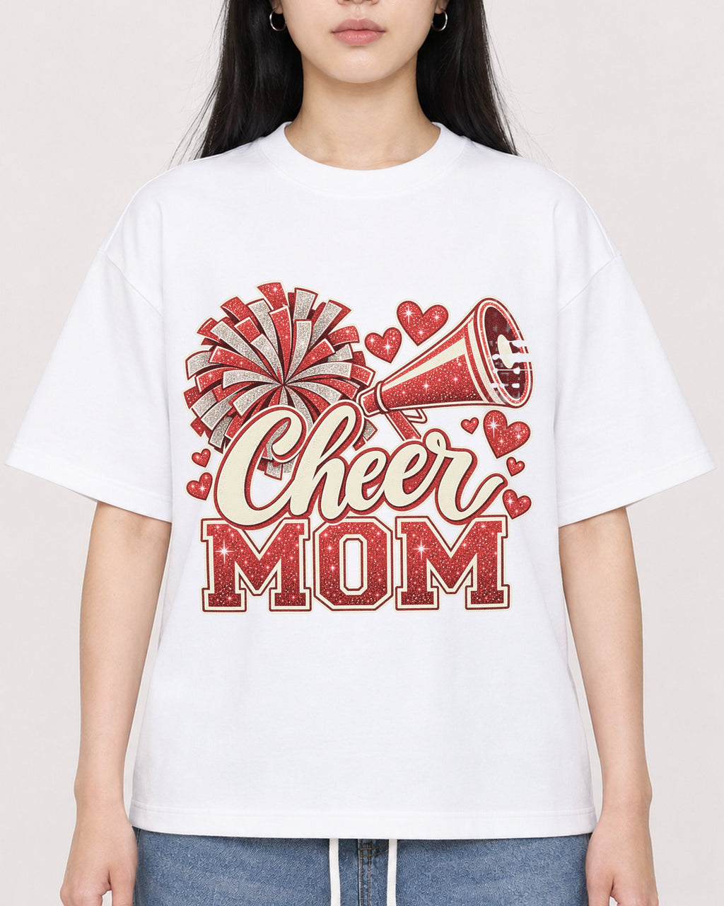 Mockup Boxy Heavyweight Tee White female close-up 01