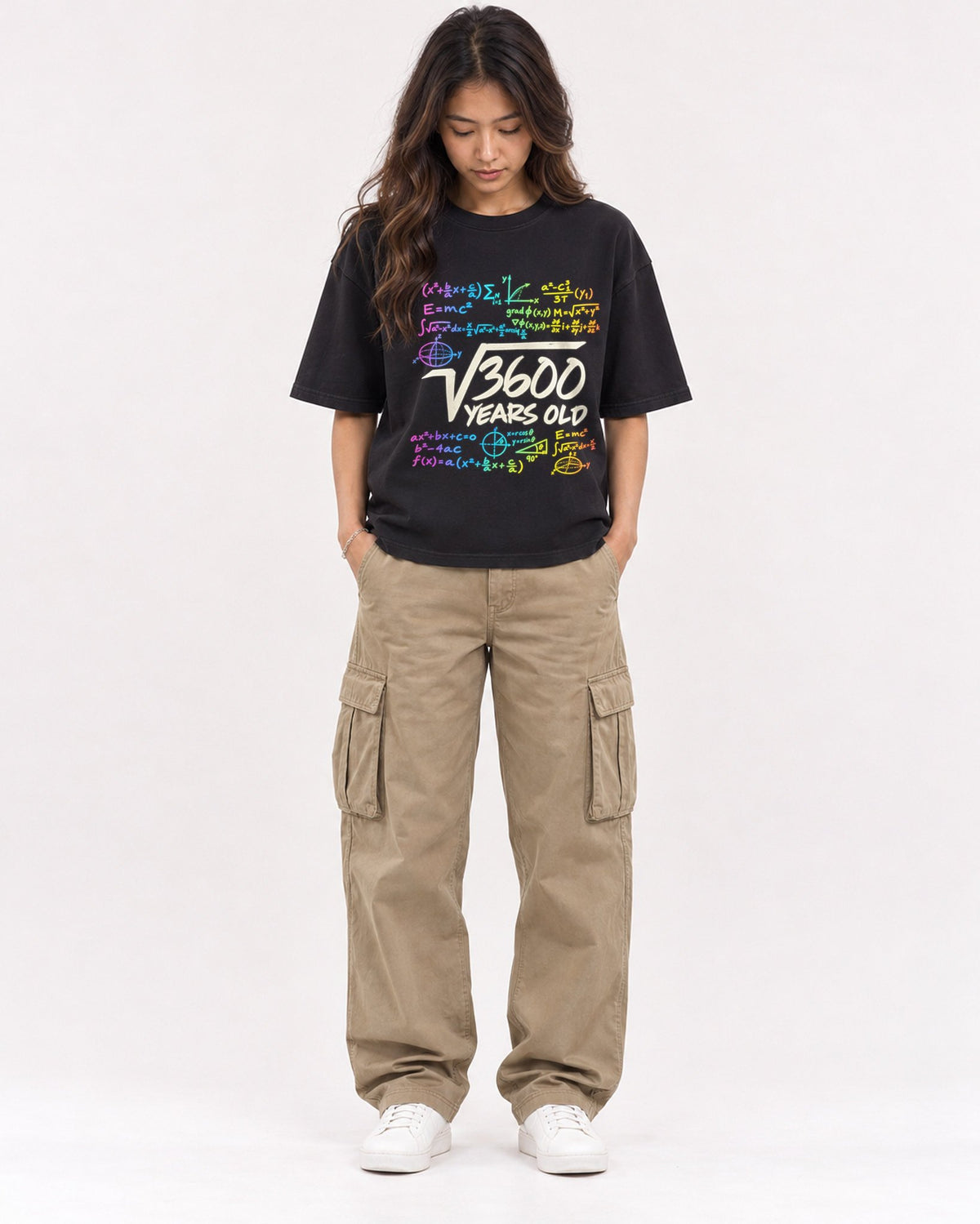 Mockup Boxy Heavyweight Tee Black female full-body 02