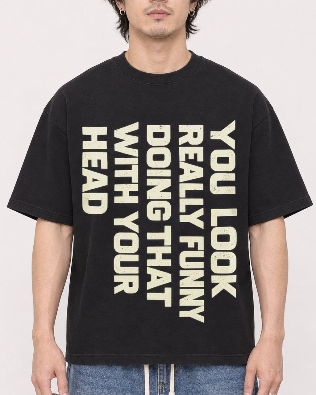 Mockup Boxy Heavyweight Tee Black male close-up 03