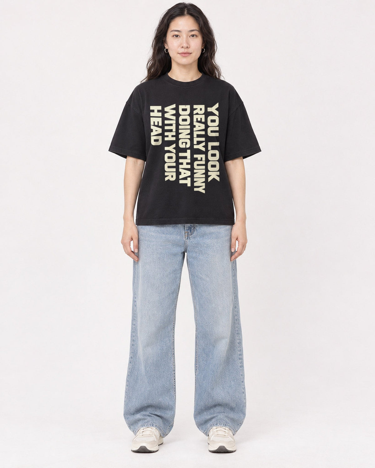 Mockup Boxy Heavyweight Tee Black female full-body 03