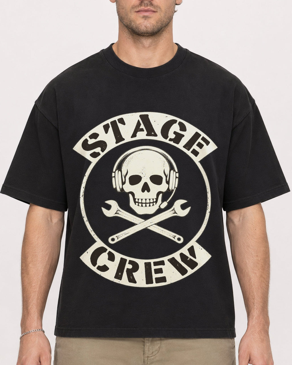 Mockup Boxy Heavyweight Tee Black male close-up 08
