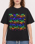 Mockup Boxy Heavyweight Tee Black female close-up 09
